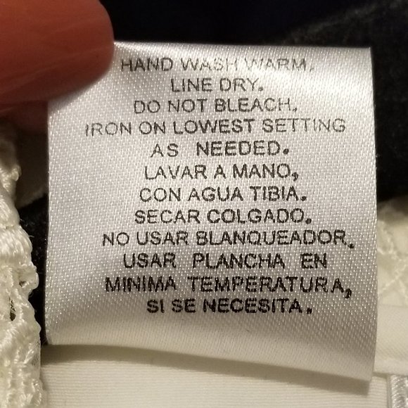 Kathy Che, Vintage White Lace Button Blouse, Size 8P - Picture 9 of 16